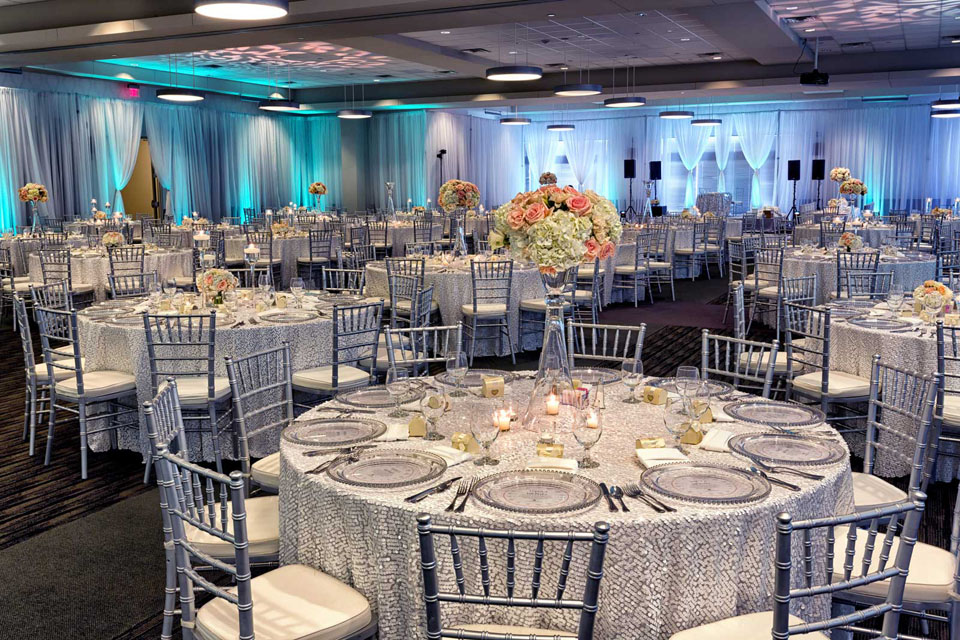 Fabulous Red Oak Ballroom Houston CityCentre Wedding setup