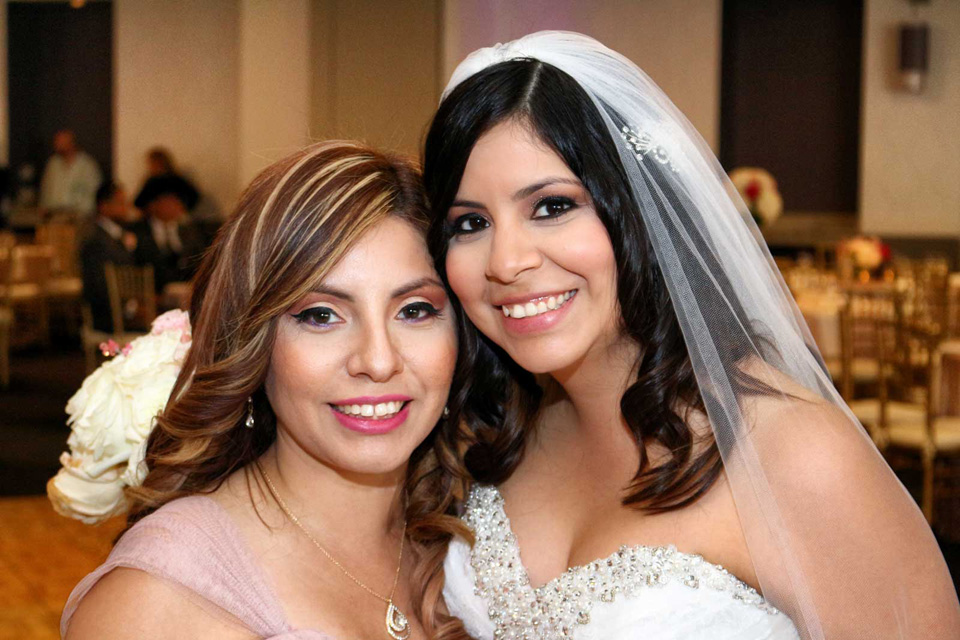 Red Oak Ballroom Houston CityCentre Wedding lovely Bride and Mother