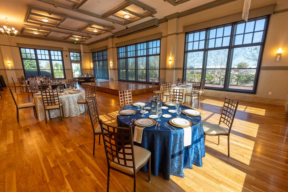 the Red Oak Ballroom Katy is perfect for Corporate Gatherings