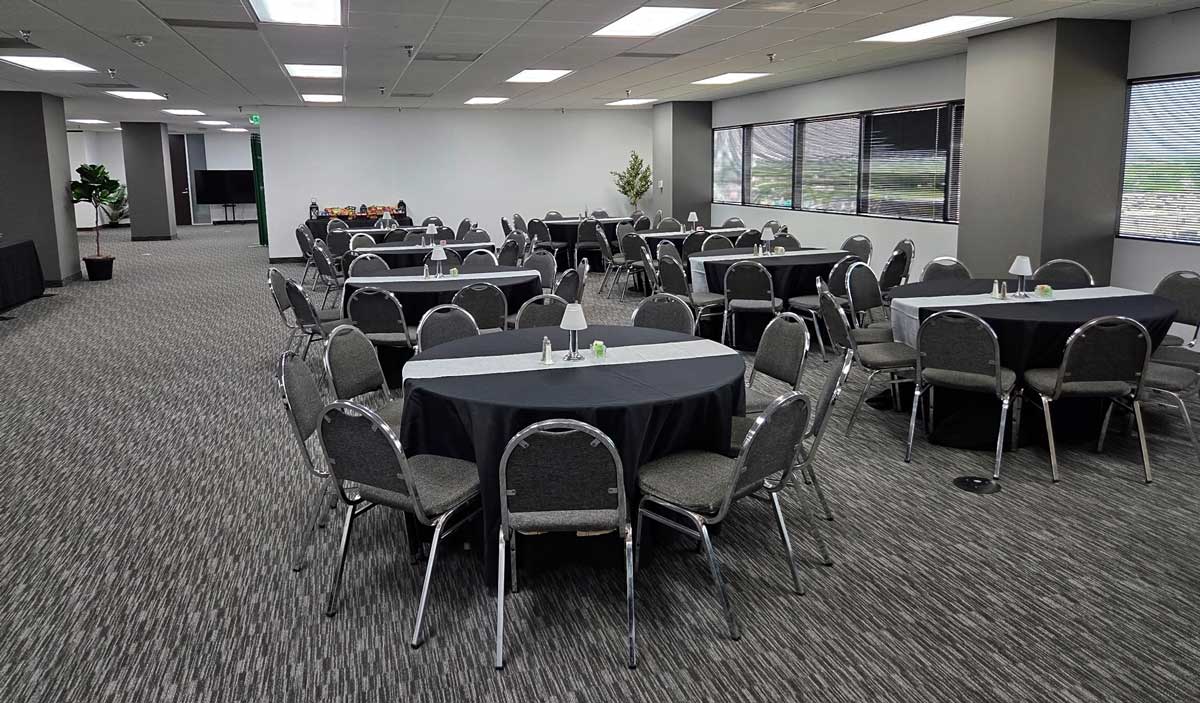 Norris Centers Dallas, Meeting Room setup in Rounds Main Area