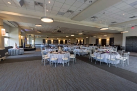 Wedding at the Red Oak Ballroom Houston/CityCentre, with Chiavari Chairs and Plate Chargers